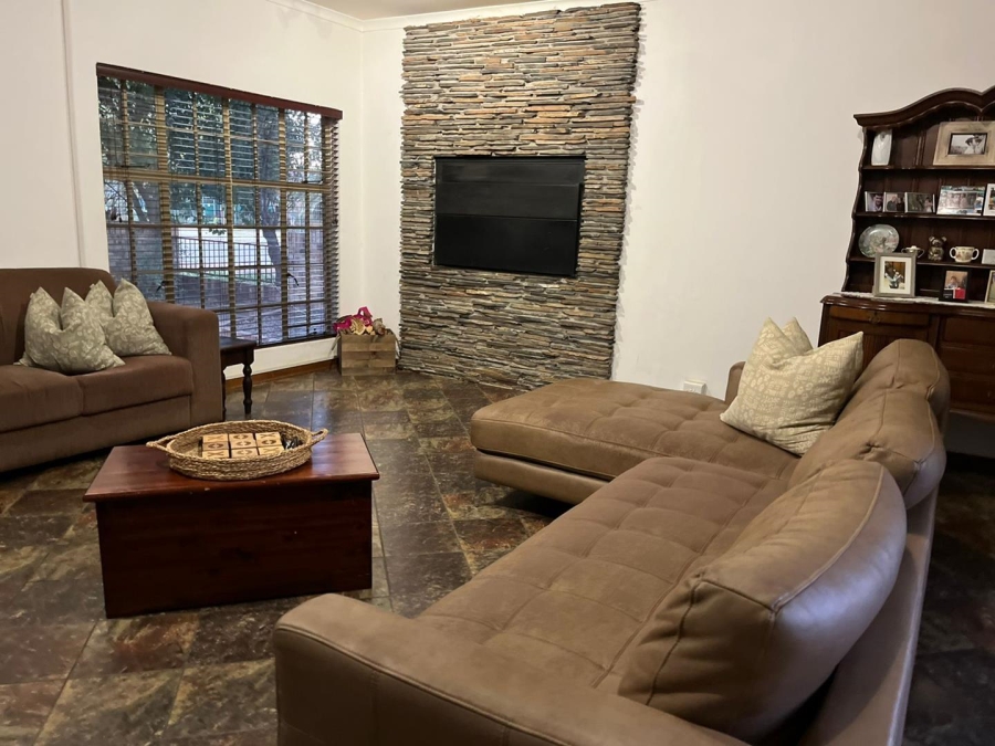 4 Bedroom Property for Sale in Bloemhof North West